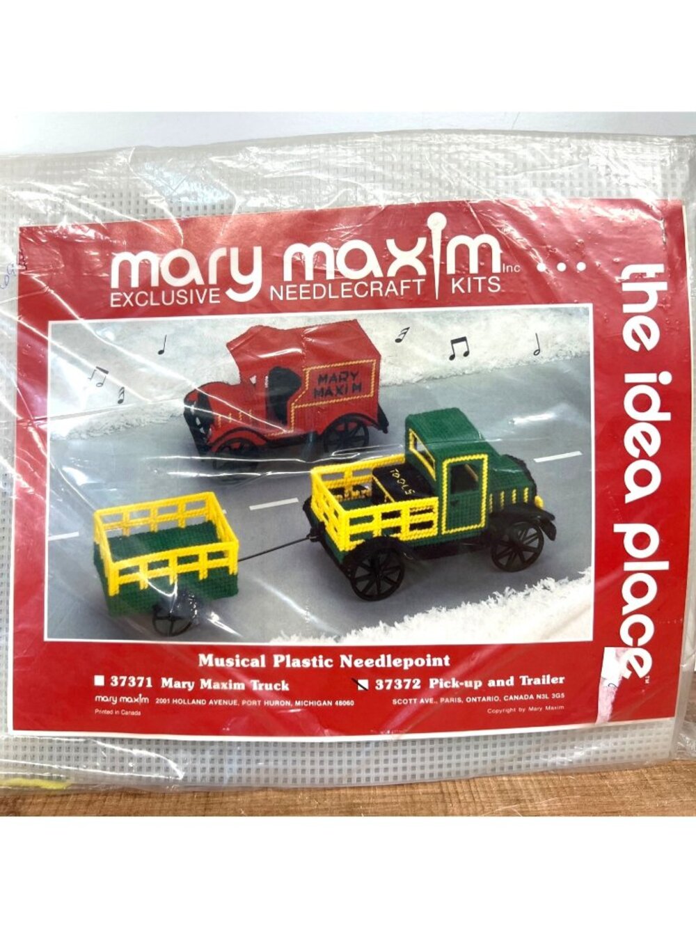 Mary Maxim Musical Plastic Needlepoint Kit Truck Pickup Trailer 37371 37372